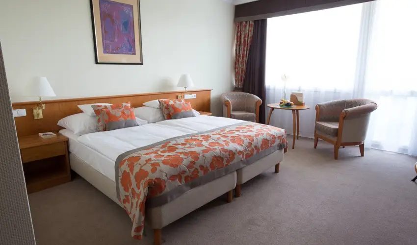 NaturMed Hotel Carbona Hvz - Augusztus 20. (min. 2 j)