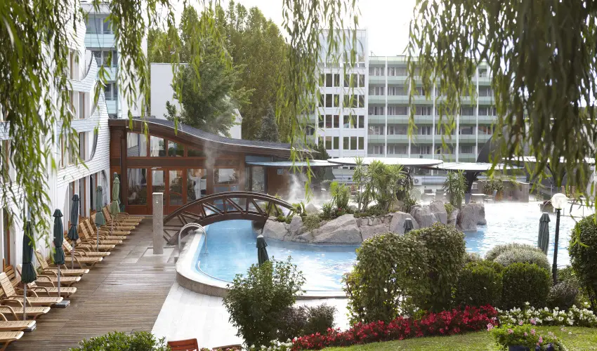 NaturMed Hotel Carbona Hvz - Augusztus 20. (min. 2 j)