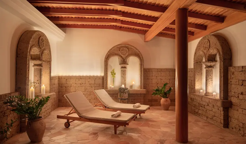 NaturMed Hotel Carbona Hvz - Augusztus 20. (min. 2 j)