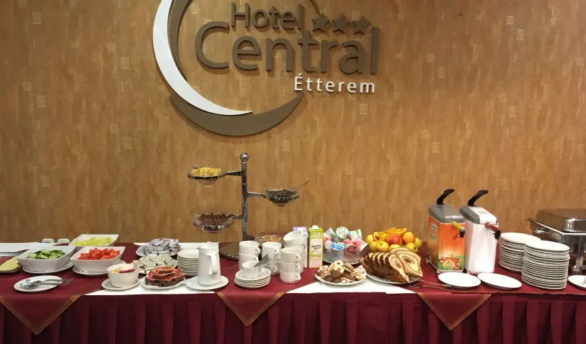 Hotel Centr�l Nagykanizsa - Augusztus 20.