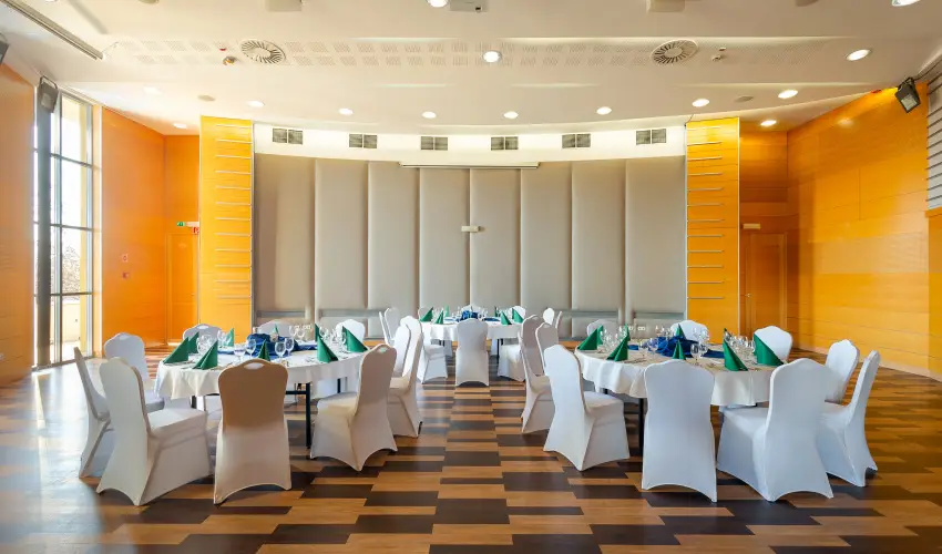 Hotel Eger & Park Eger - Augusztus 20. (min. 2 j)