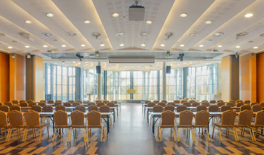 Hotel Eger & Park Eger - Augusztus 20. (min. 2 j)