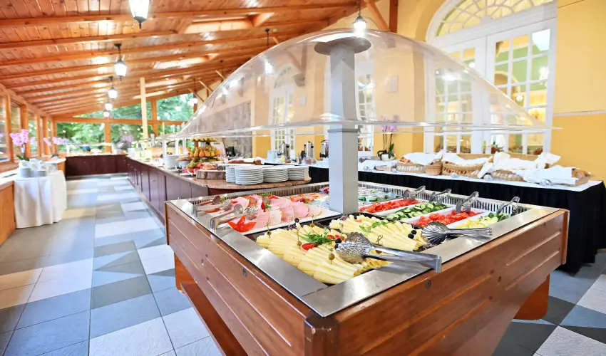 Hotel Eger & Park Eger - Augusztus 20. (min. 2 j)