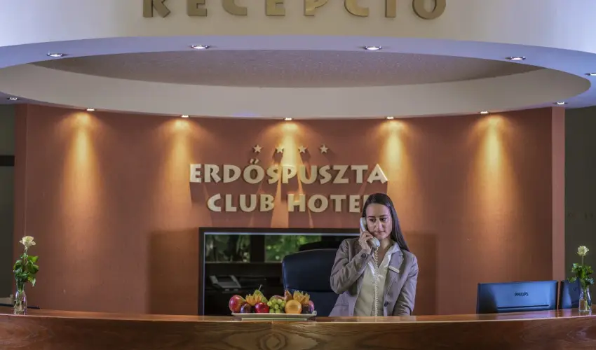 Erd�spuszta Club Hotel Debrecen - Augusztus 20.