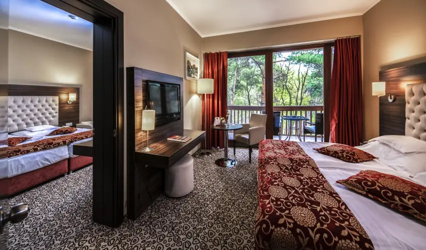 Erd�spuszta Club Hotel Debrecen - Augusztus 20.