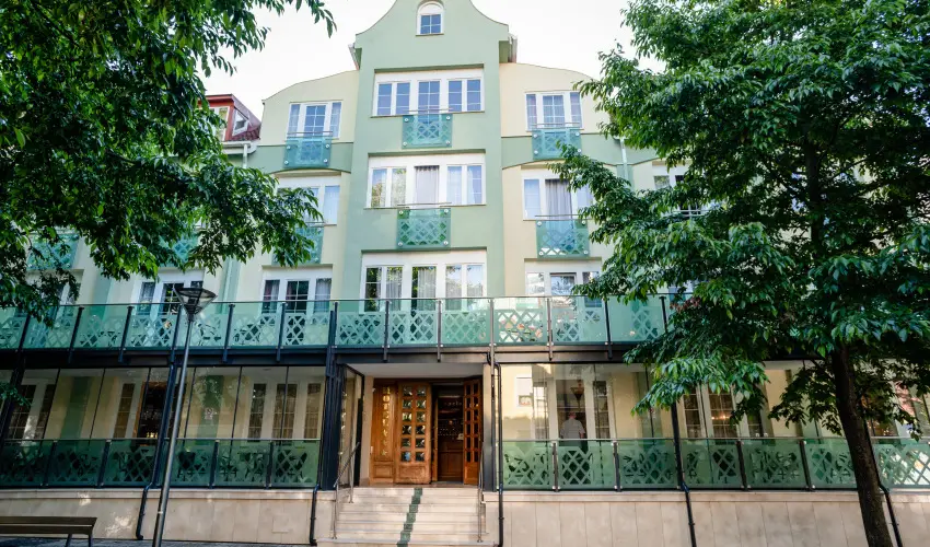 Hotel Erzs�bet H�v�z - Augusztus 20.