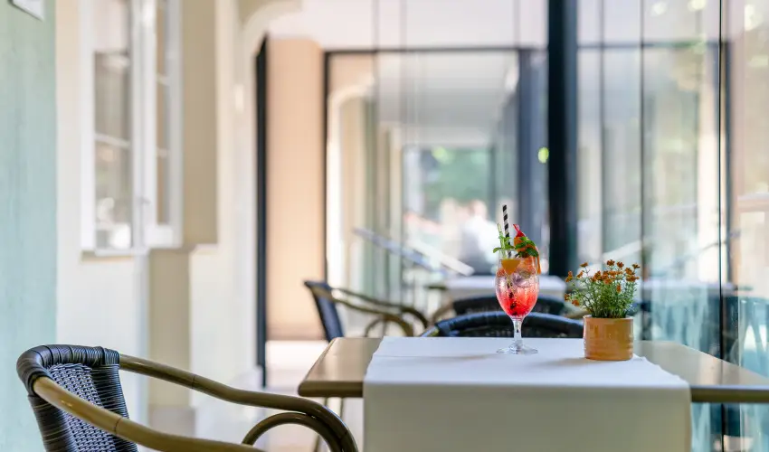 Hotel Erzs�bet H�v�z - Augusztus 20.