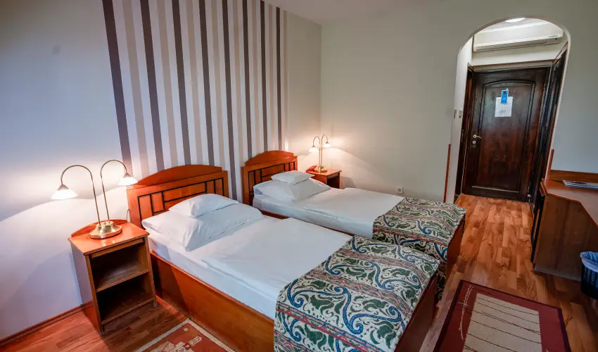 Hotel Erzs�bet H�v�z - Augusztus 20.