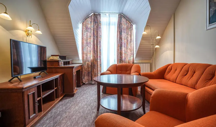 Hotel Erzs�bet H�v�z - Augusztus 20.