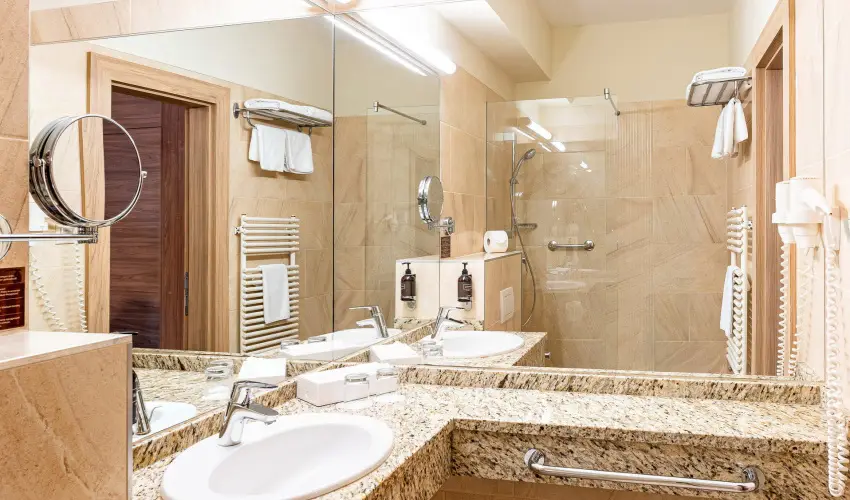 Hotel Eur�pa Fit H�v�z - Augusztus 20. (min. 3 �j)