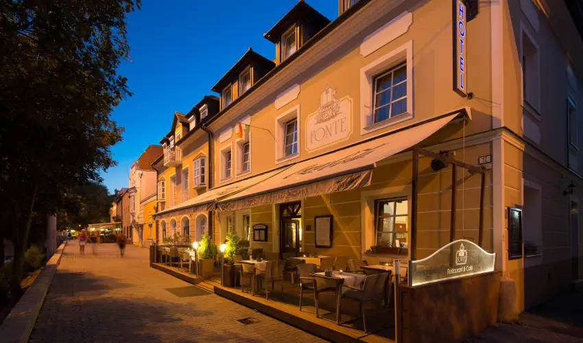 Hotel Fonte Gy�r - Augusztus 20.