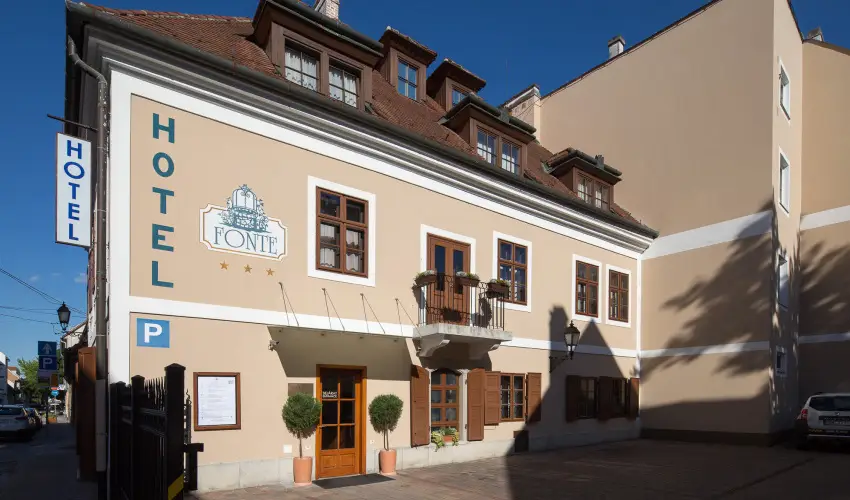 Hotel Fonte Gy�r - Augusztus 20.