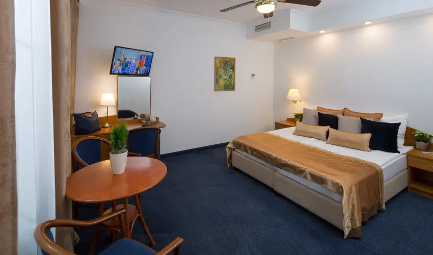 Hotel Fonte Gy�r - Augusztus 20.