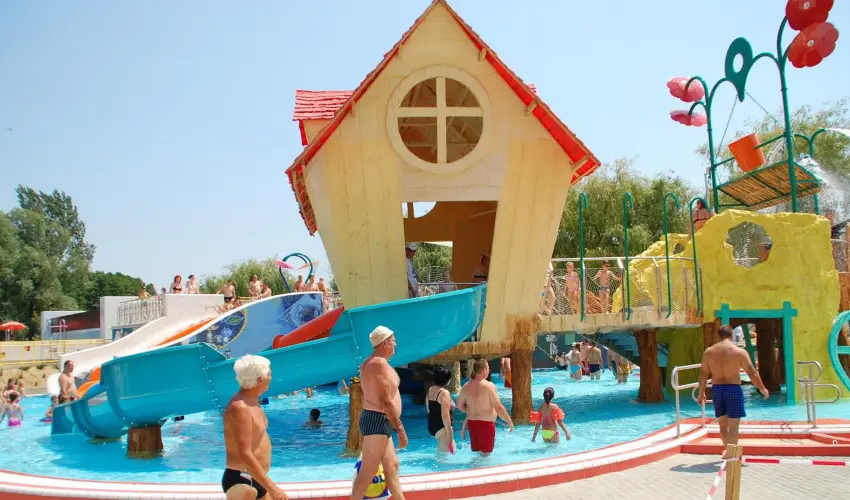 Hotel Forr�s Zalakaros Zalakaros - Augusztus 20. (min. 2 �j)