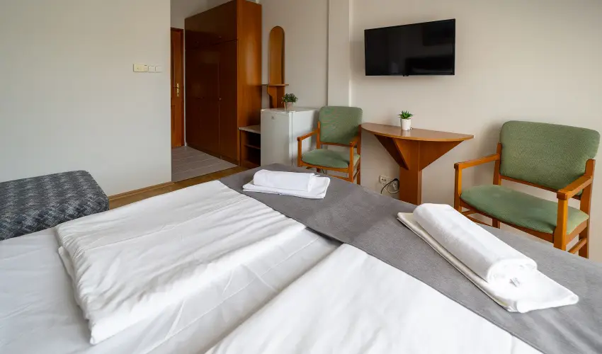 Hotel Forr�s Zalakaros Zalakaros - Augusztus 20. (min. 2 �j)