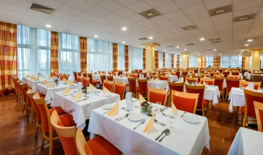 Hunguest Hotel Freya Zalakaros - Augusztus  20. (min. 3 j)