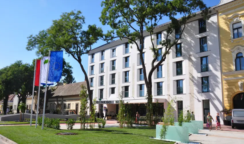 Hotel Ginkgo H�dmez�v�s�rhely - Augusztus 20.