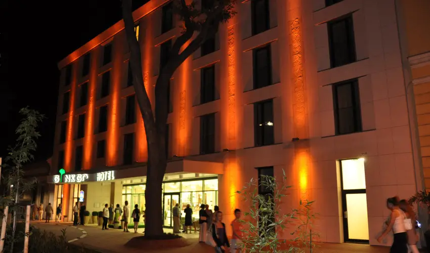 Hotel Ginkgo H�dmez�v�s�rhely - Augusztus 20.