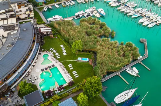 Hotel Golden Lake Resort - Augusztus 20.