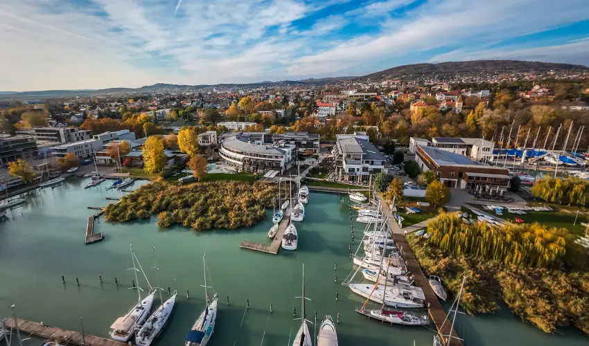 Hotel Golden Lake Resort Balatonf�red - Augusztus 20.