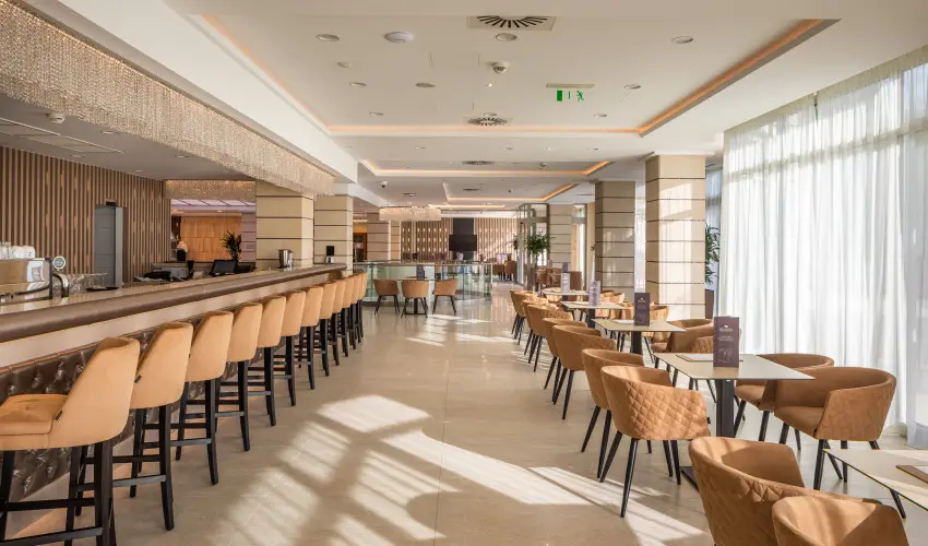 Greenfield Hotel Golf & Spa B�k, B�kf�rd� - Augusztus 20. (min. 2 �j)