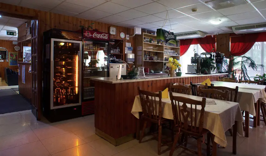 Hajnal Hotel Mez�k�vesd - Augusztus 20.