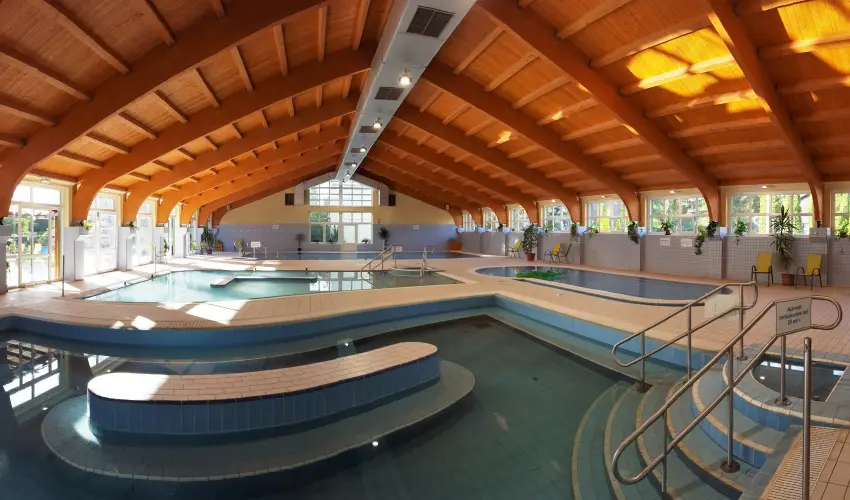 Hajnal Hotel Mez�k�vesd - Augusztus 20.