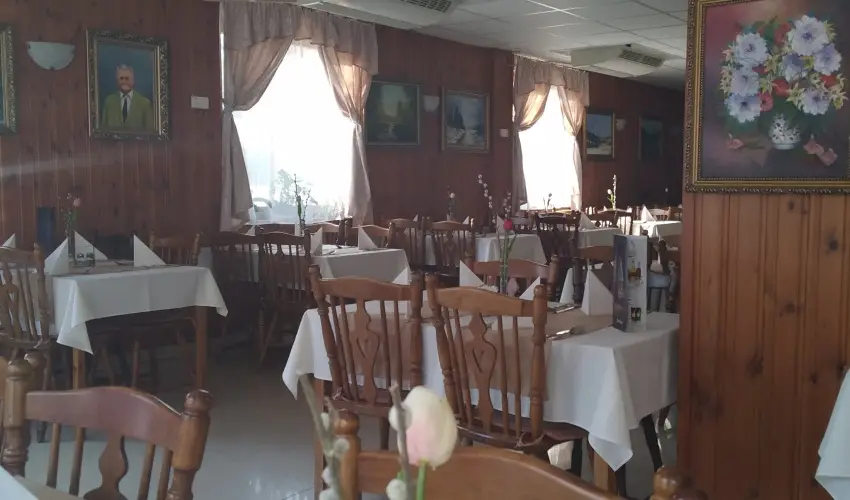 Hajnal Hotel Mez�k�vesd - Augusztus 20.