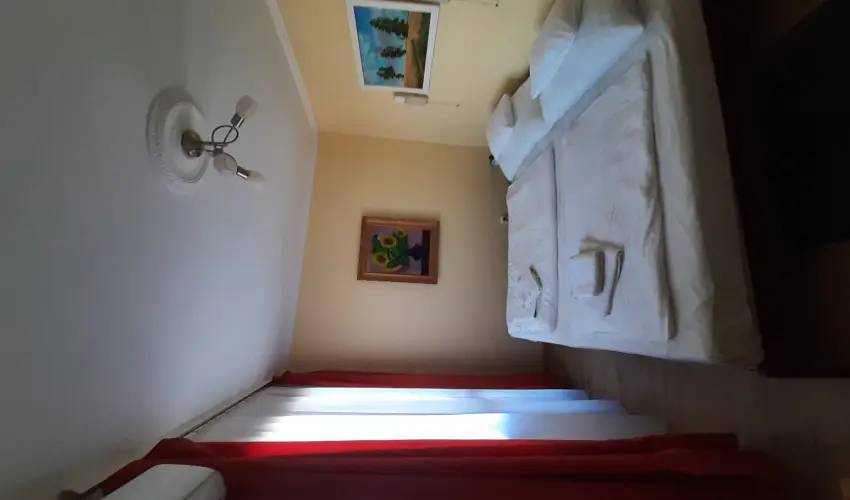 Hajnal Hotel Mez�k�vesd - Augusztus 20.