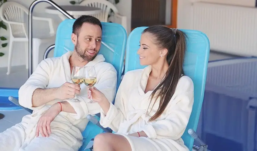 Hotel Hal�szkert Badacsony - Augusztus 20. (min. 2 �j)