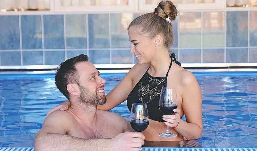 Hotel Hal�szkert Badacsony - Augusztus 20. (min. 2 �j)