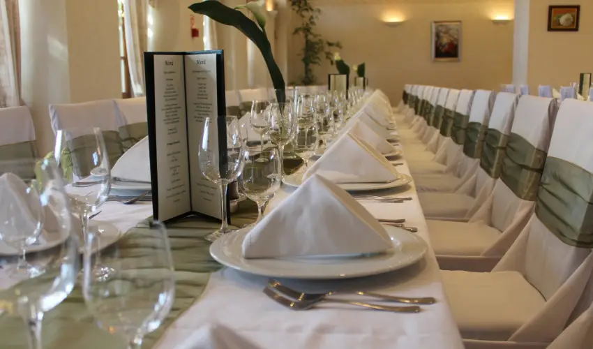 Hasik Hotel D�br�nte - Augusztus 20.