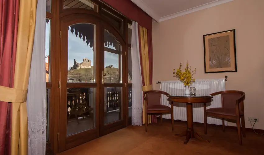 Hasik Hotel D�br�nte - Augusztus 20.