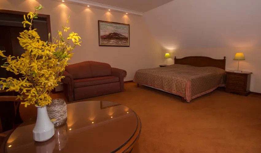 Hasik Hotel D�br�nte - Augusztus 20.