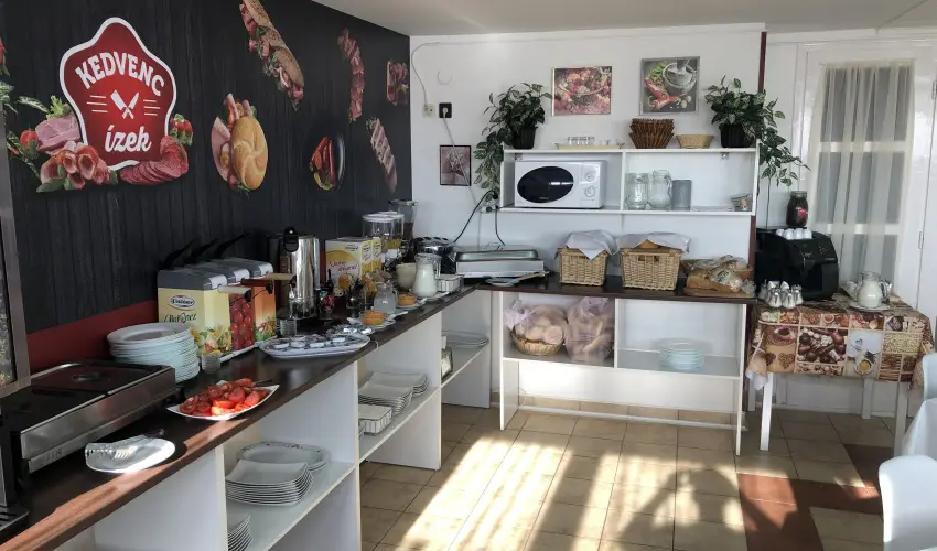 Hforrs Hotel s dlpark Gyula - Augusztus 20.