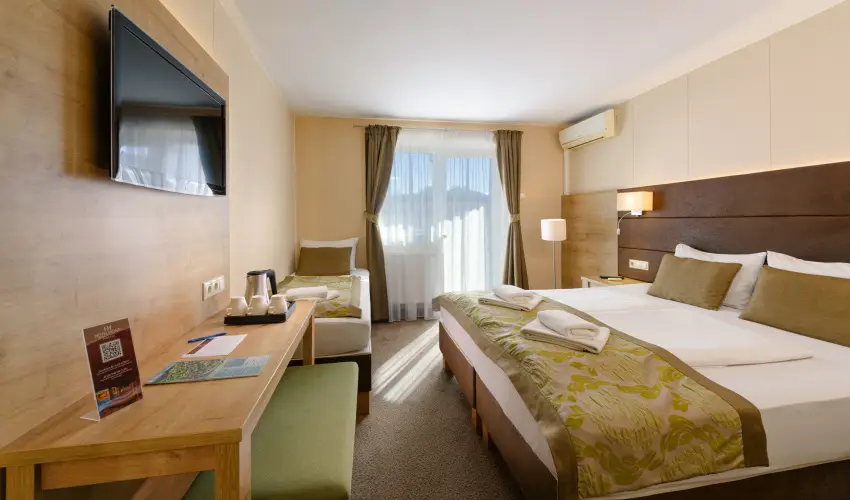 Hotel Honti Wellness �s Konferencia Sz�lloda Visegr�d - Augusztus 20. (min. 3 �j)