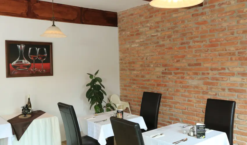 Hotel �rottk� K�szeg - Augusztus 20. 