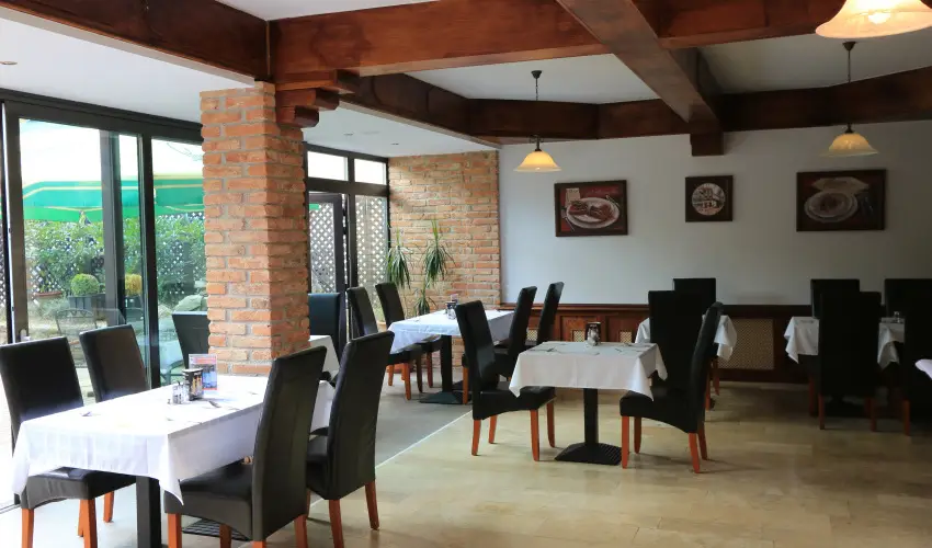 Hotel �rottk� K�szeg - Augusztus 20. 