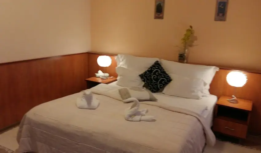 Hotel Isabell Gy�r - Augusztus 20.