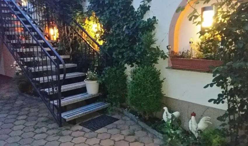 Hotel Isabell Gy�r - Augusztus 20.