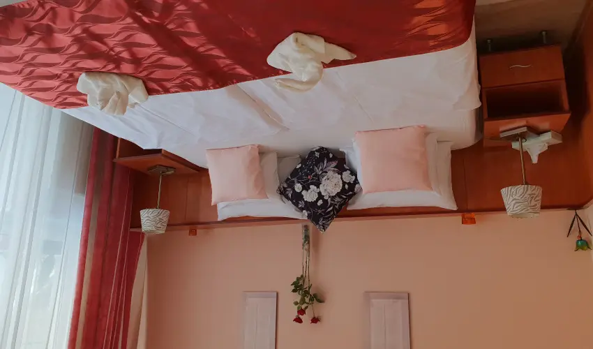 Hotel Isabell Gy�r - Augusztus 20.