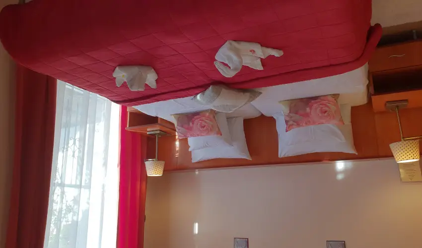 Hotel Isabell Gy�r - Augusztus 20.