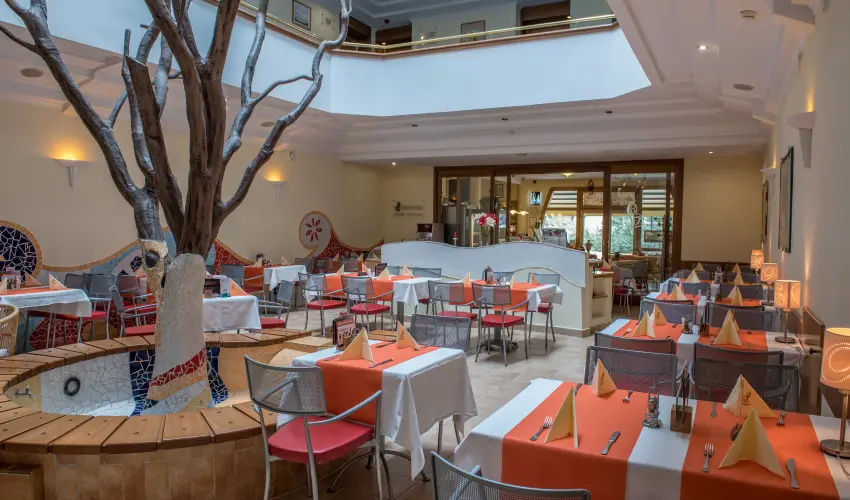 Hotel Kalma H�v�z - Augusztus 20.                                                                                                                                                                                                                                                  