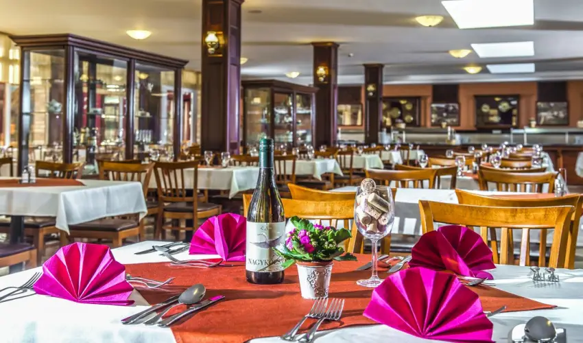 Hotel Kapitány Superior Wellness Sümeg - Új Kenyér ünnepe (min. 2 éj)