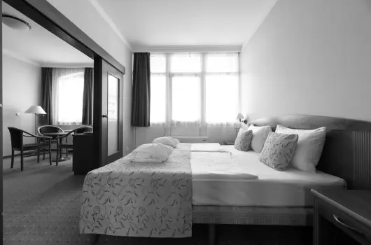 Hotel Karos Spa - Augusztus 20. (min. 2 �j)