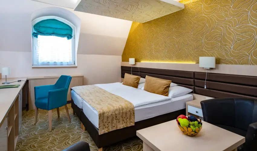 Hotel Kiss Tata - Augusztus 20.