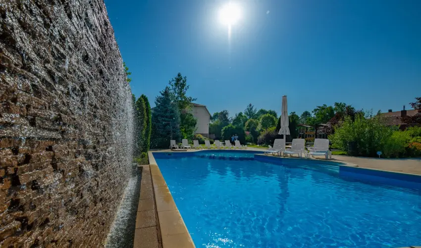 Hotel Kiss Tata - Augusztus 20.