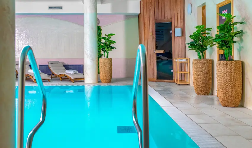 Hotel Kiss Tata - Augusztus 20.