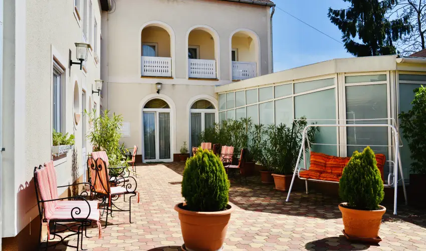 Hotel Korona Wellness, Rendezvény & Borhotel Eger Eger - Augusztus 20. (min. 3 éj)