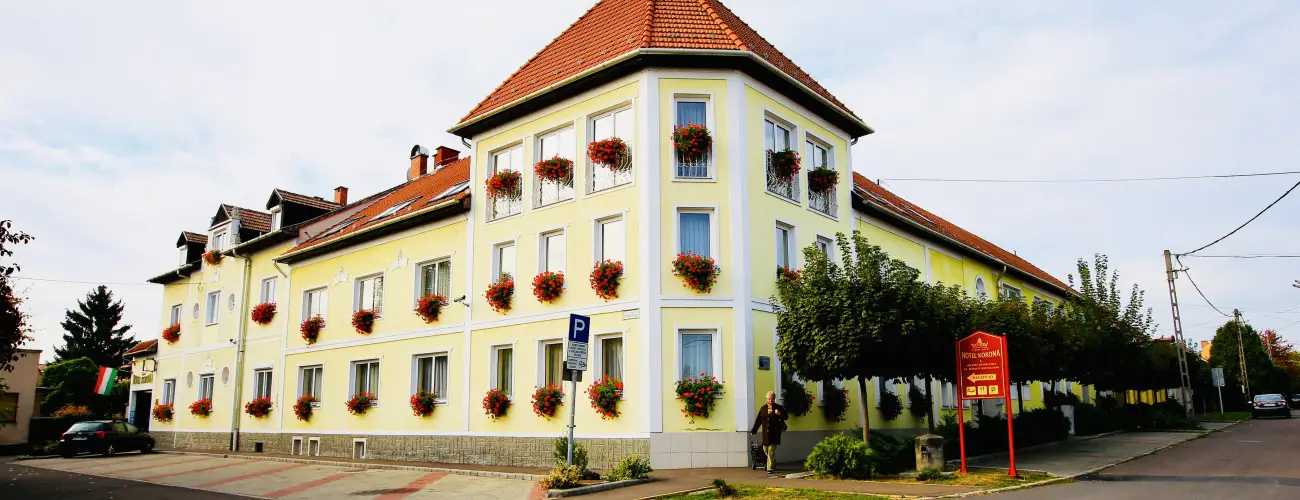 Hotel Korona Wellness, Rendezvény & Borhotel Eger Eger - Augusztus 20. (min. 3 éj)